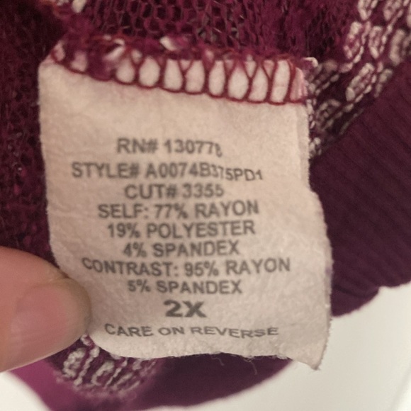 Living Doll Y2K Burgundy and White stripe dolman sleeve cozy sweater 2X - Picture 5 of 5
